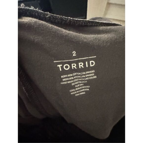 Torrid premium leggings/Pants ouija skull halloween 1x - Picture 6 of 7